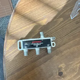 CMC2003BHC-A ANTRONIX High Performance Balanced Coax Splitter