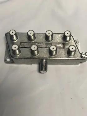 DSU-8P ATX Coax Coaxial Power Passing Splitter