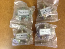 Blonder Tongue Crs-2 4 Blonder-tongue 2 Way Splitter 4032