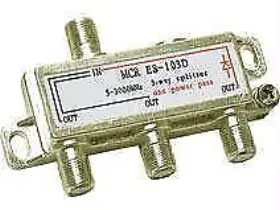 757120410218 C2G High Frequency Splitter