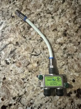 MSPLIT2R003 DIRECTV Tv Swm Splitter