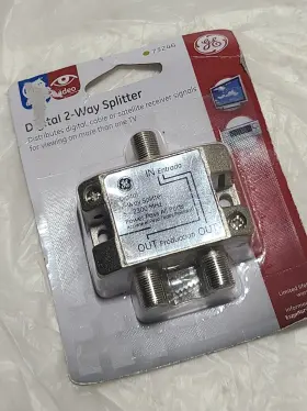 73246 GE Digital Video Splitter