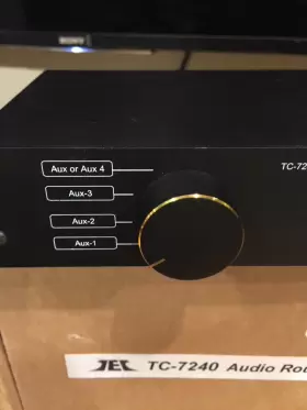 TC-7240 JEC Rca Phono Line Router Audio Switch Selector #3