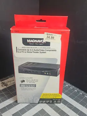 M61151 MAGNAVOX Video Selector Rf Modulator Ac Adapter Box