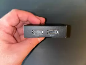 24567 MONOPRICE Displayport Splitter Stream Transport #2