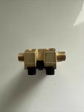 050644415418 MONSTER Cable Ultra Video Splitter Tv Devices #3
