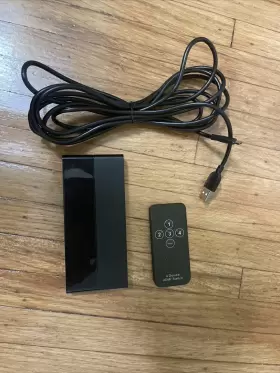 681131310925 ONN Hdmi Switch Remote Control Usb Power Cable