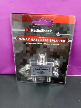 040293011802 RADIOSHACK Radio Satellite Splitter #2