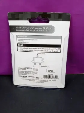 040293011802 RADIOSHACK Radio Satellite Splitter #3