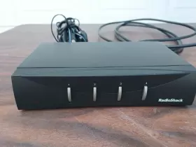 040293164317 RADIOSHACK Radio Rf Modulator Cat Ac Adapter