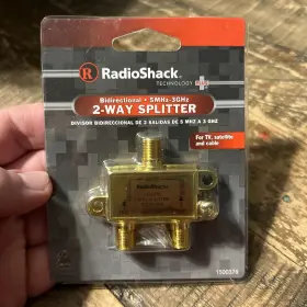 1500378 RADIOSHACK Radio Splitter Directional