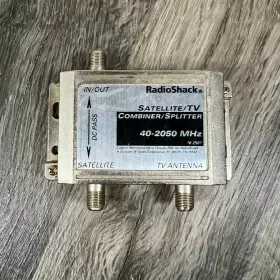 16-2581 RADIOSHACK Satellite Tv Signal Combiner Splitter