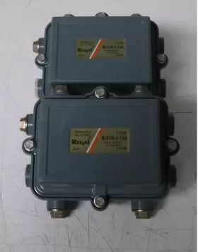 RLS12-3-15A REGAL Line Splitter #2
