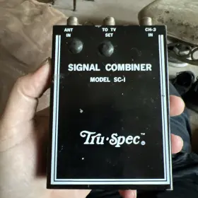 1876446 TRU-SPEC Signal Combiner