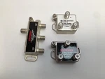 Antronix/timewarner 2way/3way Splitters Cmc2002v Hep Cmc2003bh-a. Fixed Price $9.72.