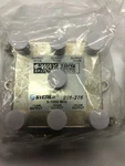 2 Pack Steren 6-way 1ghz 130db Vertical Rf Splitter. Fixed Price $12.50.