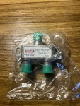 Pct-d32 2-way Splitter 5-1218 Mhz 120db With Mounting Screws. New!. Fixed Price $3.99.