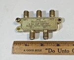 Vintage Radioshack 4 Set Uhf-vhf-fm-hybrid Splitter Combiner. Fixed Price $10.00.