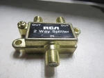 Rca Vh47 2-way Coaxial F-type Splitter 1 In 2 Out For Cable Universal. Fixed Price $8.99.