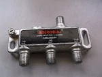 Antronix Cmc3003h 3-way Splitter *free Shipping*. Fixed Price $9.99.