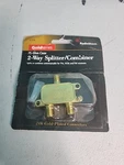 Radioshack 1501234 2 Way 75-ohm 5-900mhz Hybrid Splitter/combiner Uhf/vhf/fm New. Fixed Price $6.29.