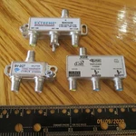 Lot Of 3 Item Extreme Way Digital Splitter Dish Network Triplexer Sv-2gt Cable. Fixed Price $19.99.